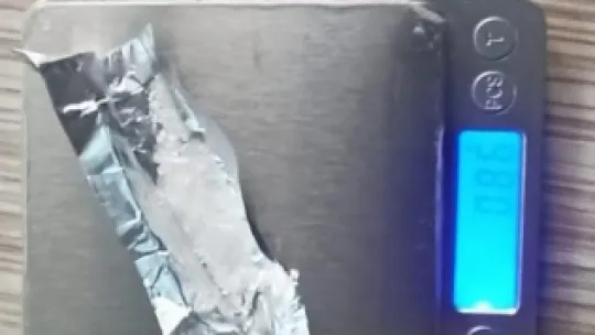 Hassas teraziyi powerbank içerisine düzeneklenmişler
