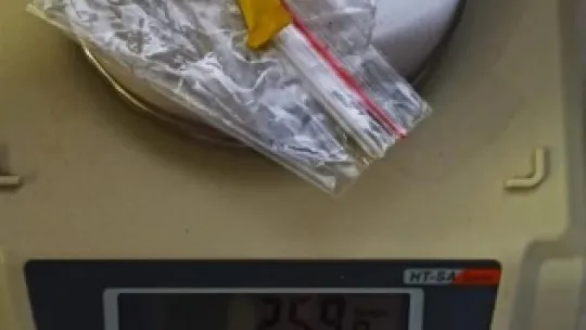Hassas teraziyi powerbank içerisine düzeneklenmişler