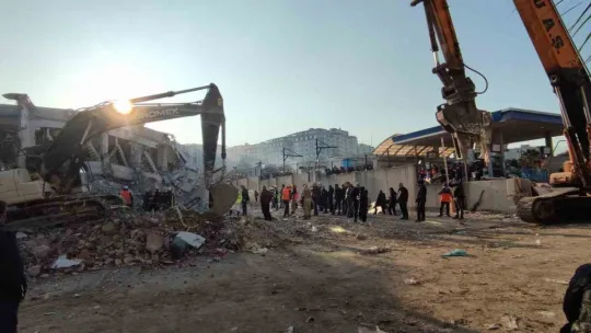 Hatay sokaklarındaki ölüm sessizliği