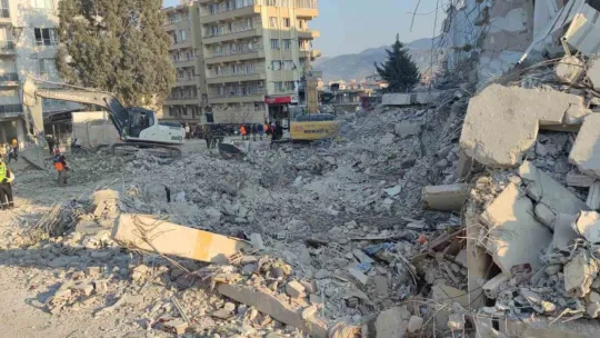 Hatay sokaklarındaki ölüm sessizliği