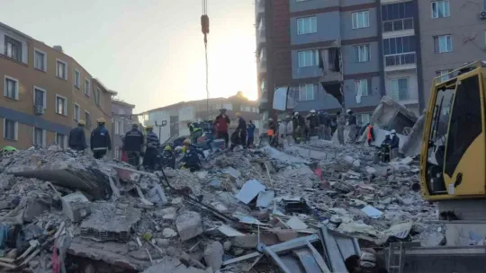 Hatay sokaklarındaki ölüm sessizliği