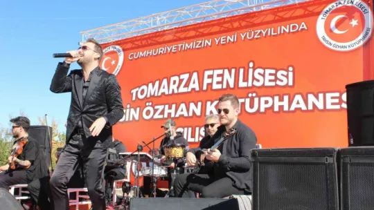 Hayırsever İş Kadını Tomarza'ya Teknoloji Donanımlı Kütüphane Açtı