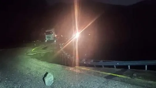 Heyelanda mahsur kalan 4 kişi kurtarıldı