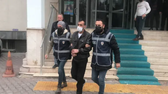 Hırsızdan pişkin sözler: 'Çekin yakışıklı çıkalım'