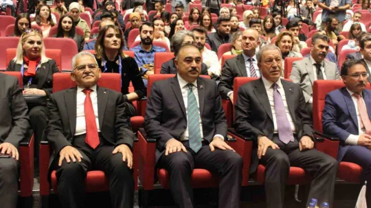 Hulusi Akar: 'Azerbaycan'da tüm dünya Türk'ün gücünü gördü'