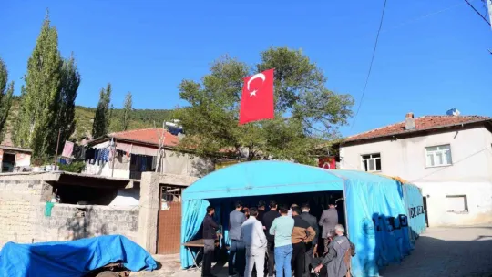 Hulusi Akar: 'Şehidimizin kanı yerde bırakılmadı'
