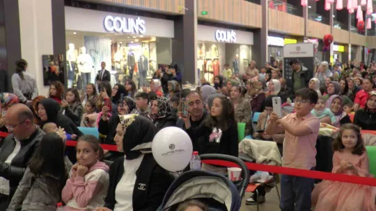 Hünerli anneler, Anneler Günü'nde en güzel sarmayı yapmak için yarıştı