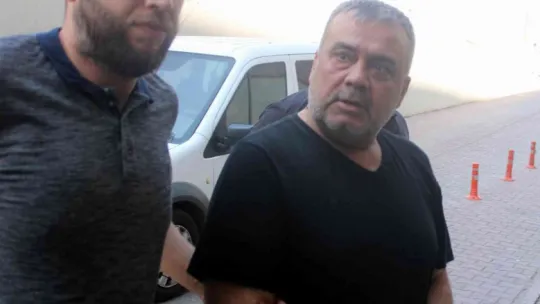 Husumetlilerine kurşun yağdıran Ünlü sanatçı Metin Işık ve oğlu adliyede