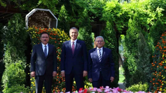 İçişleri Bakanı Yerlikaya Kayseri'de
