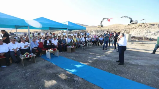 İlçe belediye başkanlarından Başkan Büyükkılıç'a 'yatırım' teşekkürü