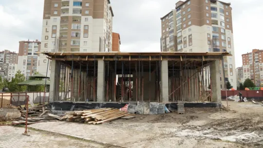 İldem'in ikinci Akıl Küpü Kütüphanesi hızla yükseliyor