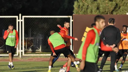 İlhan Parlak: '3 puanla ayrılmak istiyoruz'