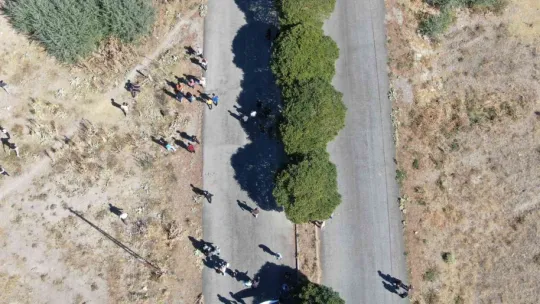 İncesu'nun çöplerini çocuklar topladı
