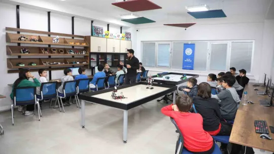 İnovasyon Merkezi genç dahileri bekliyor