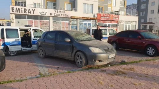 Isıtmak için aracını çalıştırdı, döndüğünde şoka uğradı