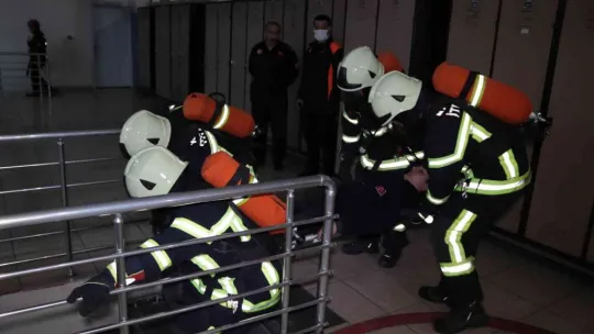 İtfaiye erlerinin 'komando' gibi zorlu eğitimi