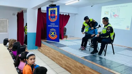 Jandarma'dan 428 öğrenciye trafik eğitimi