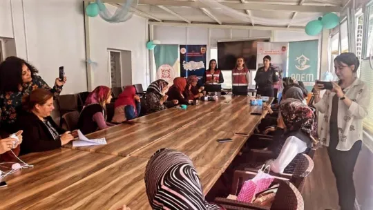 Jandarma'dan kadınlara KADES eğitimi