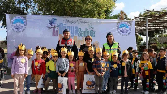 Jandarma'dan öğrencilere hayvanat bahçesi gezisi