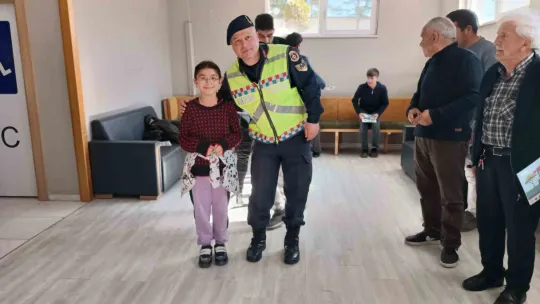 Jandarmadan özel öğrencilere trafik eğitimi