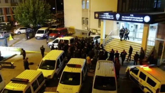 Kaçak göçmenlere eş zamanlı operasyon: 14 şahıs yakalandı