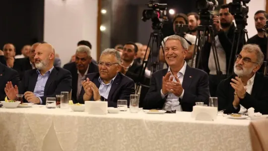 KANİDER'de coşkulu buluşma