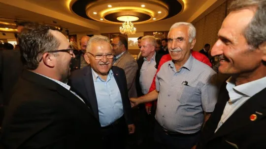 KANİDER'de coşkulu buluşma