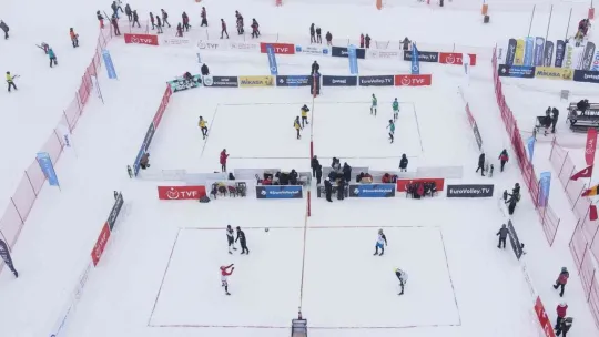 Kar Voleybolu Avrupa Kupası heyecanı Erciyes'te başladı