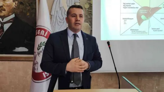 Karaciğer ve pankreas hastalıkları eczacılara anlatıldı