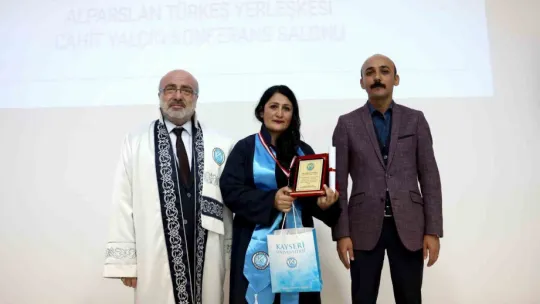 Karamustafa: 'Bağladığımız bu kuşak bilgelik kuşağıdır'