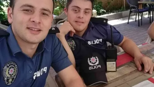 Kaymakam Eyyüpkoca'dan down sendromlu Safa'ya büyük jest
