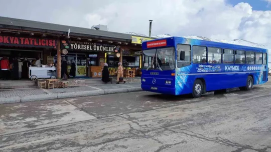KAYMEK, Erciyes'i yakından görmeyen kursiyerlerini zirvede buluşturmaya devam ediyor