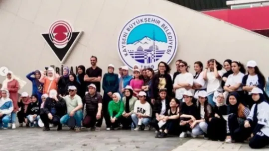 Kayseri Bilim Merkezi'nden Kız Çocukları Günü'ne özel söyleşi