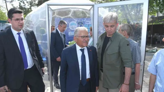Kayseri Büyükşehir, 'iletişim küresi' ile hizmeti vatandaşın ayağına getirdi