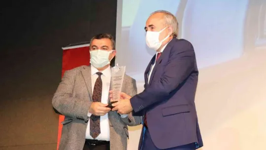 Kayseri Büyükşehir Belediyesi 2021'de 8 ödül aldı