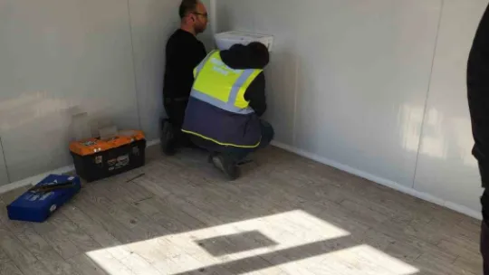 Kayseri'nin afet bölgesinde konteyner çarşı yapımı tüm hızıyla sürüyor