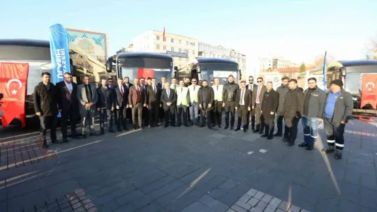 Kayseri Büyükşehir, ulaşım filosuna 15 yeni elektrikli otobüs kattı