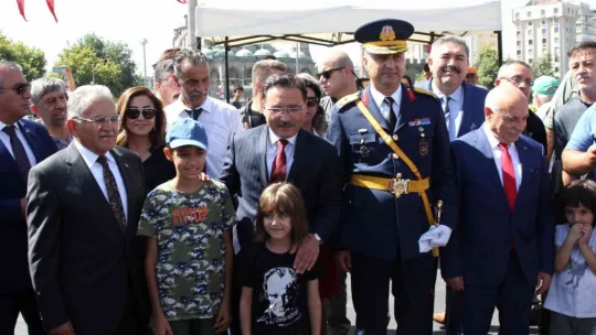 Kayseri'de 'zafer' coşkusu