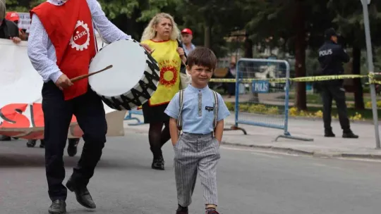 Kayseri'de 1 Mayıs kutlandı