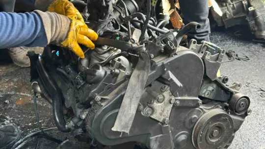 Kayseri'de 15 adet kaçak otomobil motoru ele geçirildi