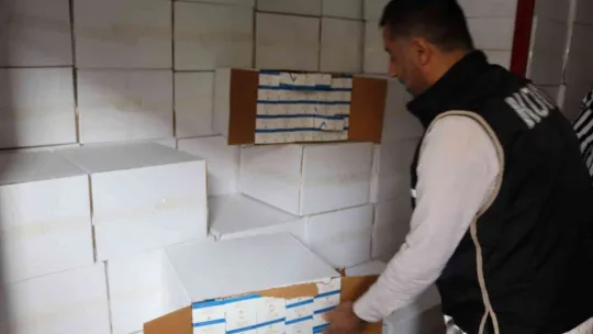 Kayseri'de 3 milyon adet boş makaron ele geçirildi