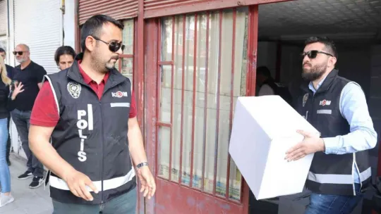 Kayseri'de 3 milyon adet boş makaron ele geçirildi