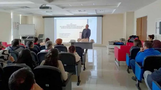 Kayseri'de Acil Çağrı Merkezi çalışanlarına 'Temel İlkyardım Eğitimi'