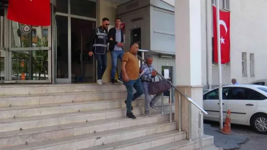 Kayseri'de aranan şahıslara operasyon: 16 gözaltı