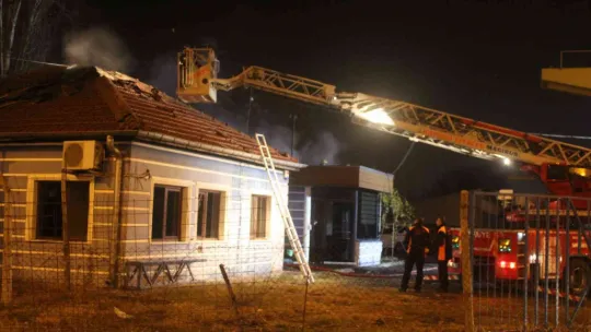Kayseri'de bekçi kulübesinde yangın paniği