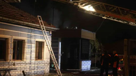 Kayseri'de bekçi kulübesinde yangın paniği
