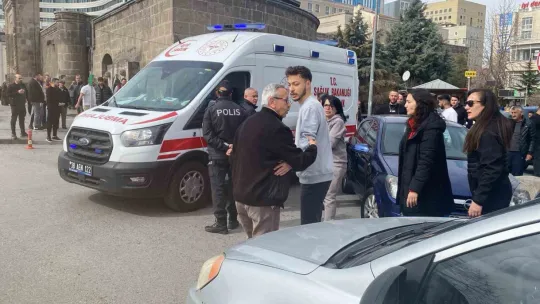 Kayseri'de bıçaklı kavga: 1 yaralı
