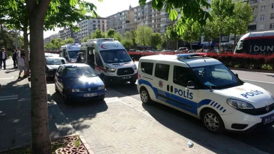 Kayseri'de bıçaklı kavga: 2 yaralı