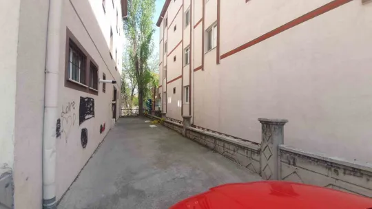 Yabancı uyruklu şahsı bıçaklayarak öldürdü