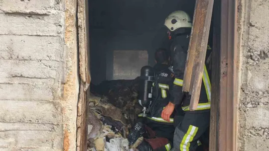 Kayseri'de fabrika yangını: Ekiplerin müdahalesi sürüyor